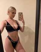 Анкета проститутки Викуля - метро Ломоносовский, возраст - 23